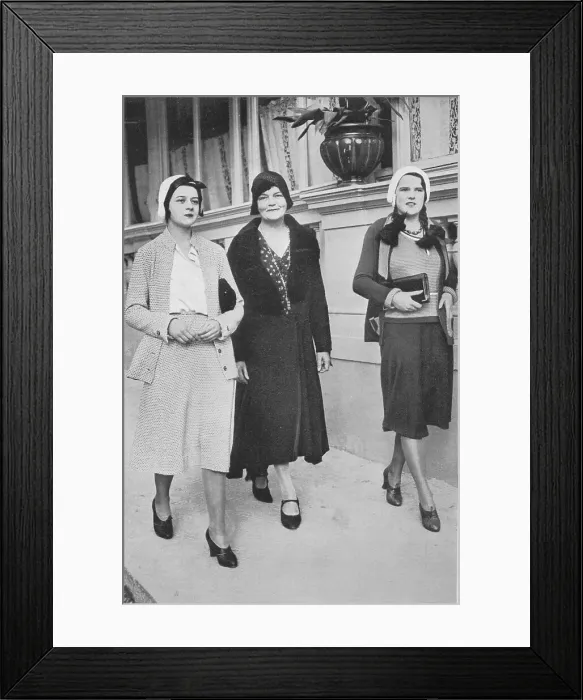Framed Print : Kate Evelyn Ma Meyrick (1875 -1933), an Irish business woman and Queen of the London nightclub scene pictured with her two youngest daughters, Bobbie (left) and Irene in Monte Carlo in 1931 Framed Print : Kate Evelyn Ma Meyrick (1875 -1933), an Irish business woman and Queen of the London nightclub scene pictured with her two youngest daughters, Bobbie (left) and Irene in Monte Carlo in 1931