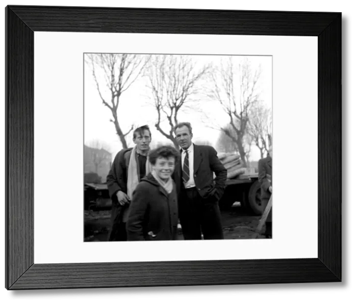 Framed Print : Brick Lane - London Date: late 1950s Framed Print : Brick Lane - London Date: late 1950s