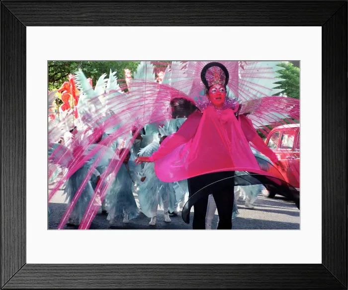 Framed Print : Notting Hill Carnival - London Date: 2003 Framed Print : Notting Hill Carnival - London Date: 2003