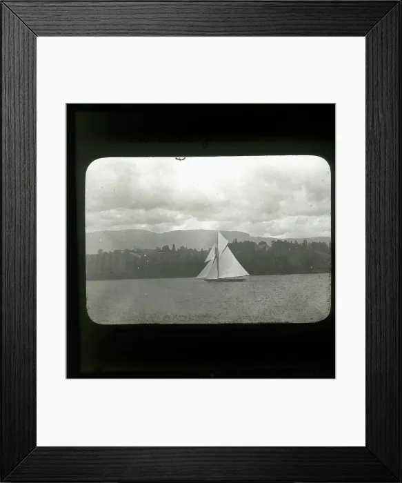 Framed Print : Lake Geneva, Switzerland - France Framed Print : Lake Geneva, Switzerland - France