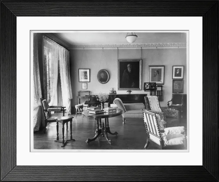 Framed Print : Photograph of Down House, home of Charles Darwin Framed Print : Photograph of Down House, home of Charles Darwin