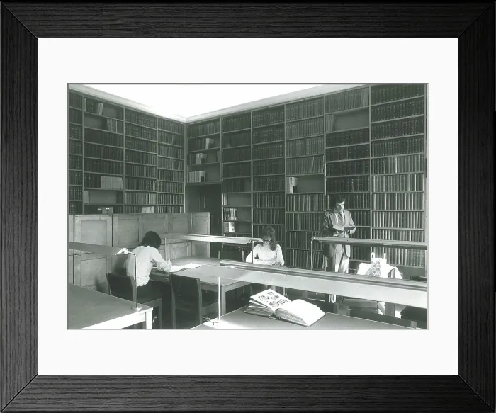 Framed Print : New Reading Room, Geological Society, 1972 Framed Print : New Reading Room, Geological Society, 1972