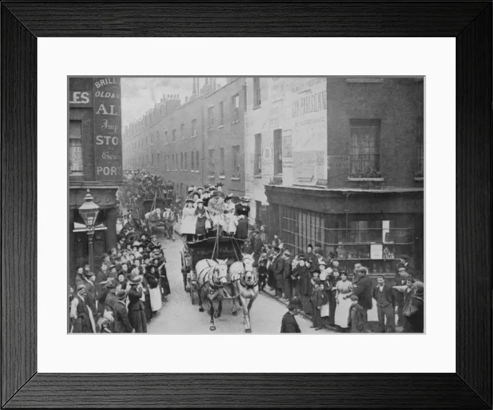 Framed Print : Childrens Holiday Trip Framed Print : Childrens Holiday Trip