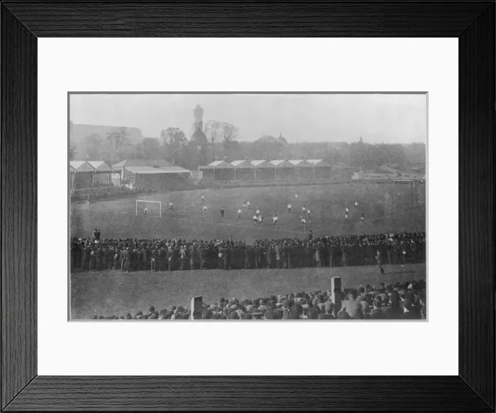 Framed Print : Sport / Football / Specific Framed Print : Sport / Football / Specific