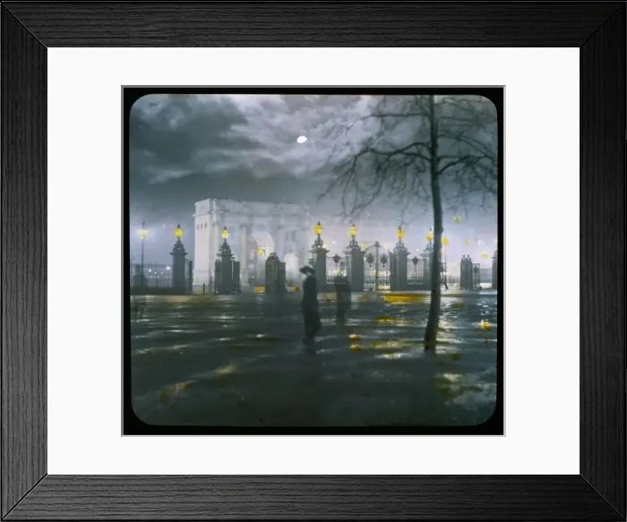 Framed Print : Marble Arch / Lantern Slid Framed Print : Marble Arch / Lantern Slid