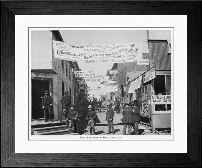 Framed Print : Klondike / Services 1900 Framed Print : Klondike / Services 1900