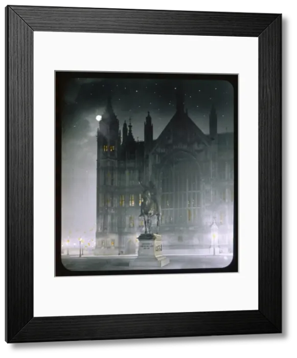 Framed Print : Palace Yard / Lantern Framed Print : Palace Yard / Lantern