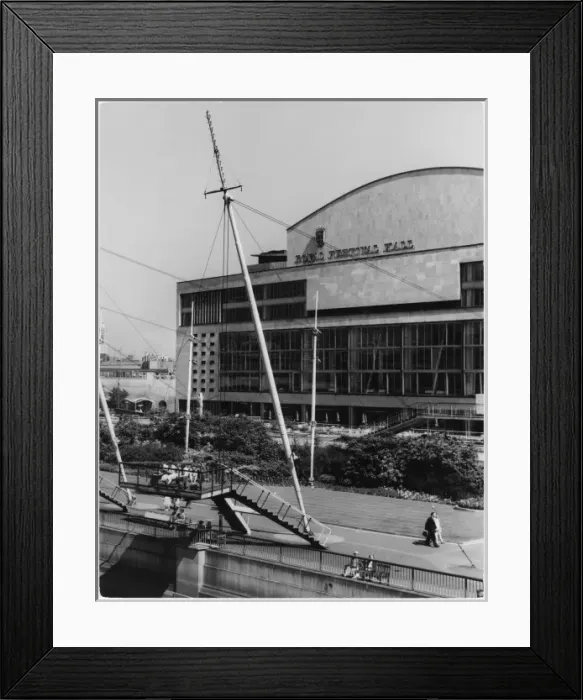Framed Print : Royal Festival Hall Framed Print : Royal Festival Hall