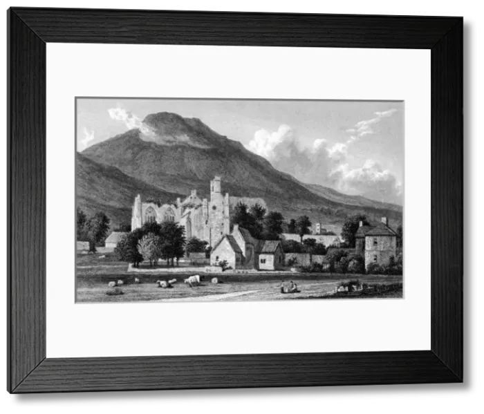 Framed Print : Scotland / Melrose Abbey Framed Print : Scotland / Melrose Abbey