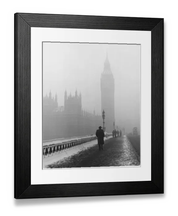 Framed Print : Snowy London Framed Print : Snowy London