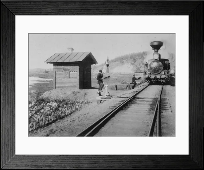 Framed Print : Train at Hilok Framed Print : Train at Hilok