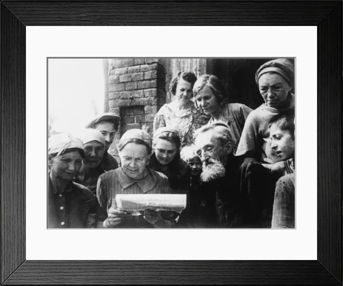 Framed Print : Civilians Read War News Framed Print : Civilians Read War News