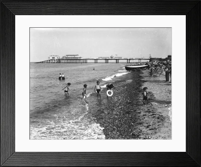Framed Print : Cromer Beach 1930S Framed Print : Cromer Beach 1930S