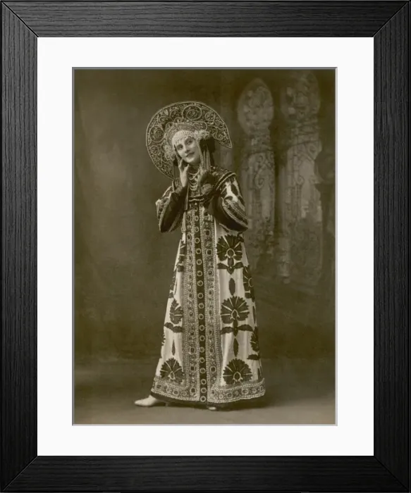 Framed Print : Anna Pavlova / Penrose Framed Print : Anna Pavlova / Penrose