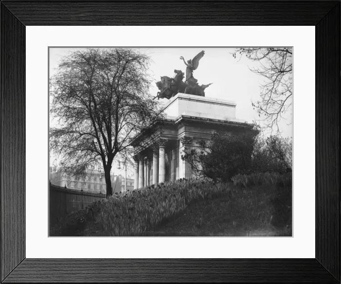 Framed Print : Wellington Arch Framed Print : Wellington Arch