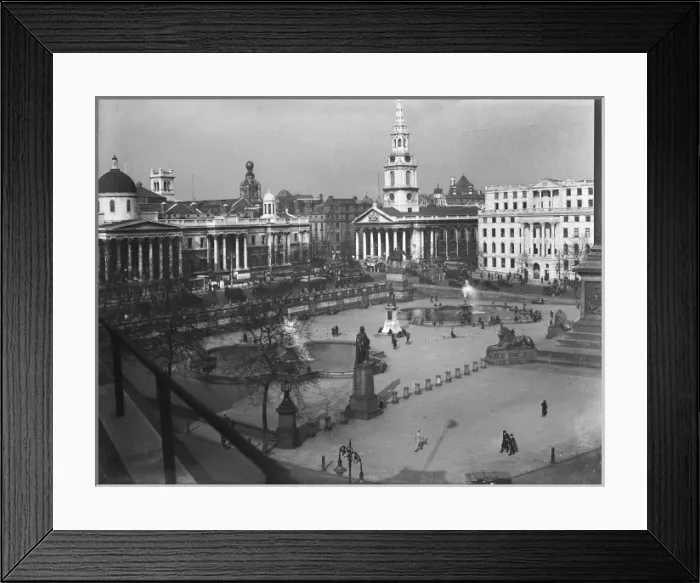 Framed Print : Trafalgar Square 1930S Framed Print : Trafalgar Square 1930S