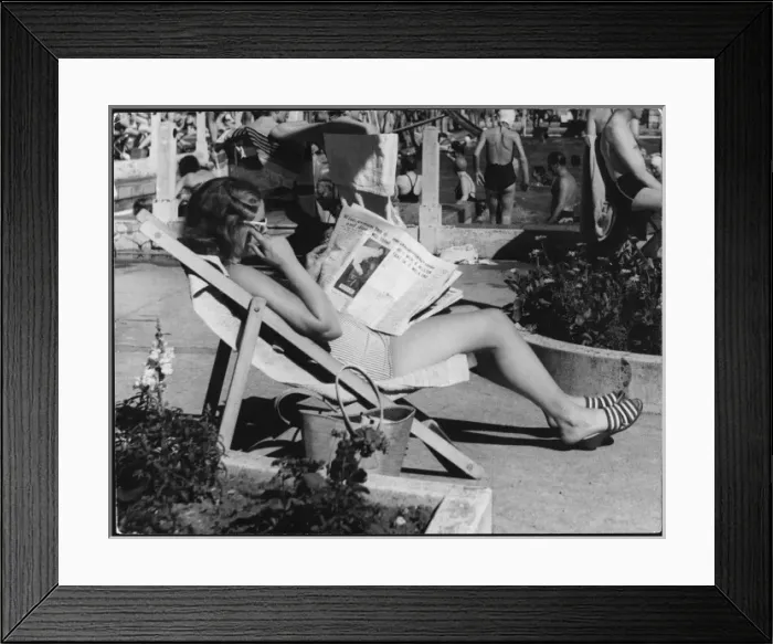 Framed Print : Girl Reading Framed Print : Girl Reading