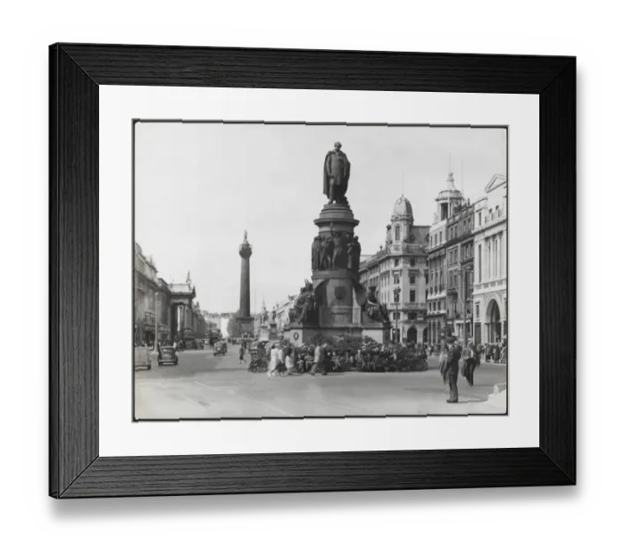Framed Print : O connell Street / Dublin Framed Print : O connell Street / Dublin