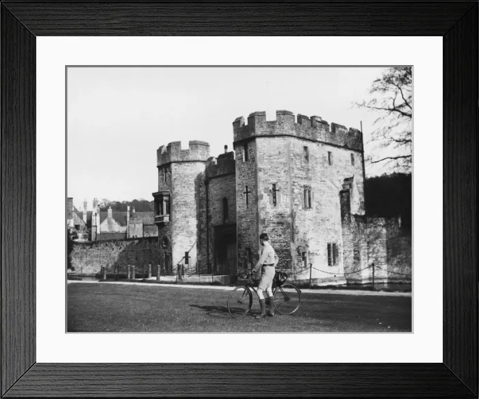 Framed Print : Bishops Palace Framed Print : Bishops Palace