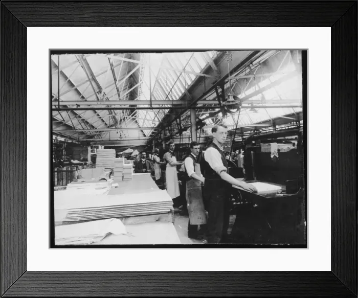 Framed Print : DRAYTONs PAPER 1915 Framed Print : DRAYTONs PAPER 1915
