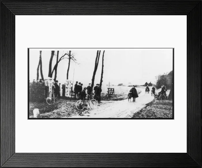 Framed Print : Evictions Saxony 1920S Framed Print : Evictions Saxony 1920S