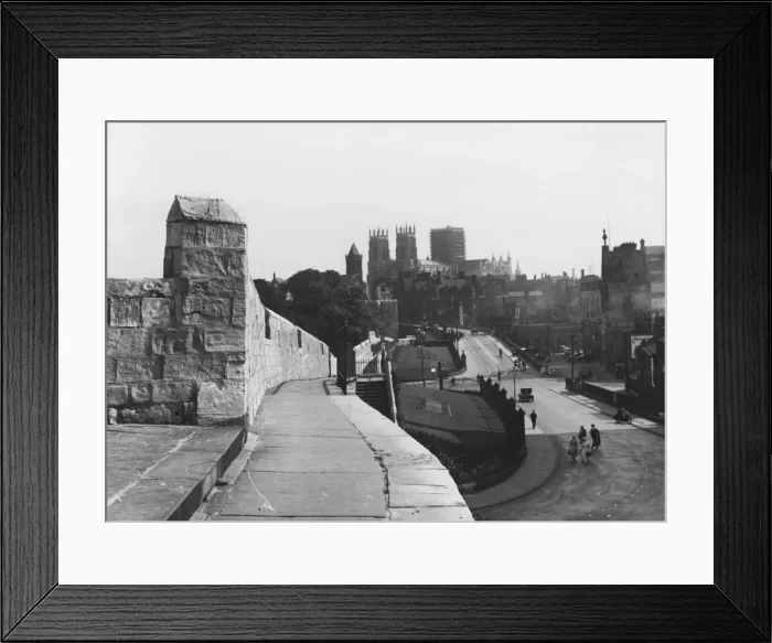 Framed Print : England / York 1939 Framed Print : England / York 1939