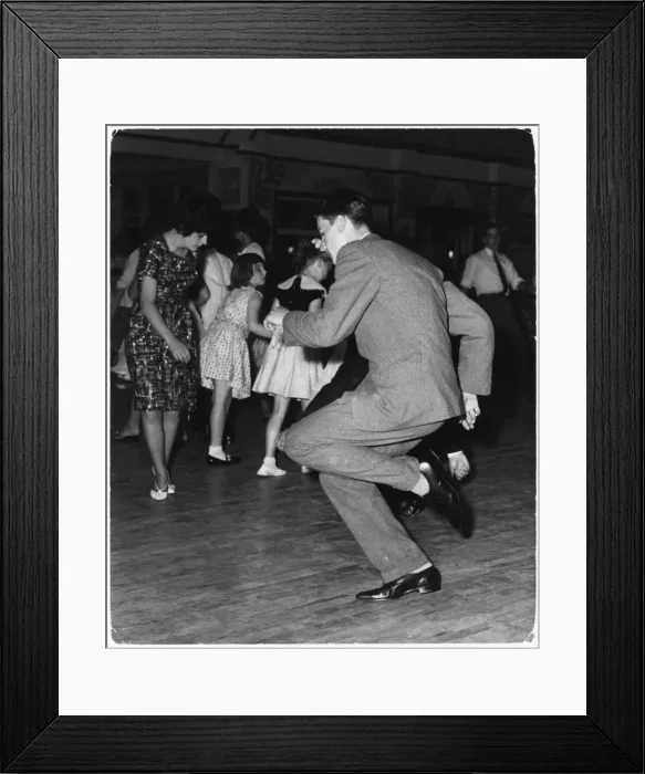 Framed Print : Doing the Twist Framed Print : Doing the Twist