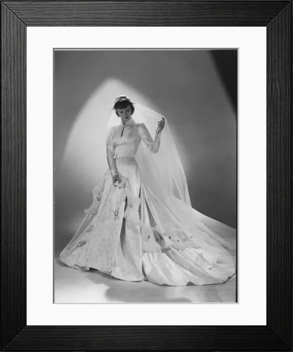 Framed Print : Stiebel / Wedding Dress Framed Print : Stiebel / Wedding Dress