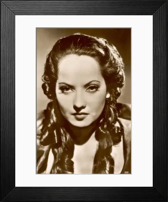Framed Print : Merle Oberon / London Film Framed Print : Merle Oberon / London Film