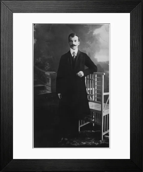Framed Print : JAN GUZYK. Polish materialisation medium whose skilful frauds deceived Framed Print : JAN GUZYK. Polish materialisation medium whose skilful frauds deceived