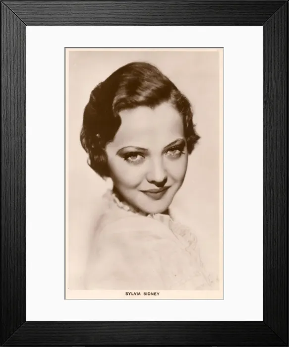 Framed Print : Sylvia Sidney / Postcard Framed Print : Sylvia Sidney / Postcard