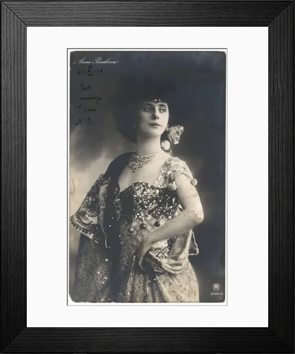 Framed Print : Anna Pavlova / Postcard Framed Print : Anna Pavlova / Postcard