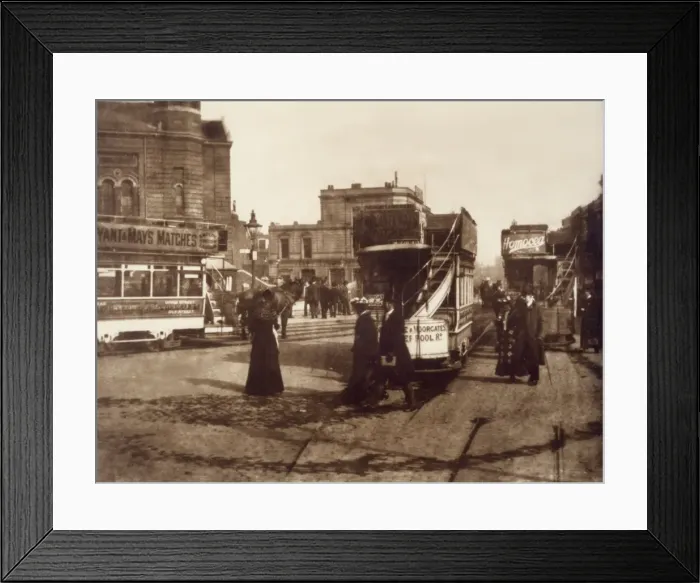 Framed Print : Islington Street Scene Framed Print : Islington Street Scene