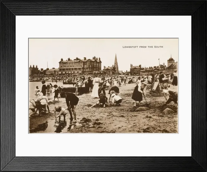 Framed Print : Lowestoft / South 1910 Framed Print : Lowestoft / South 1910