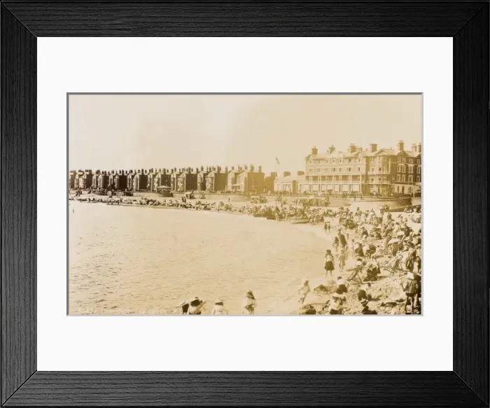 Framed Print : Lowestoft / Beach 1906 Framed Print : Lowestoft / Beach 1906