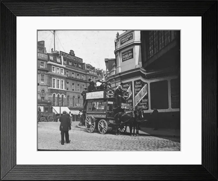 Framed Print : Bus, Old Kent Road Framed Print : Bus, Old Kent Road
