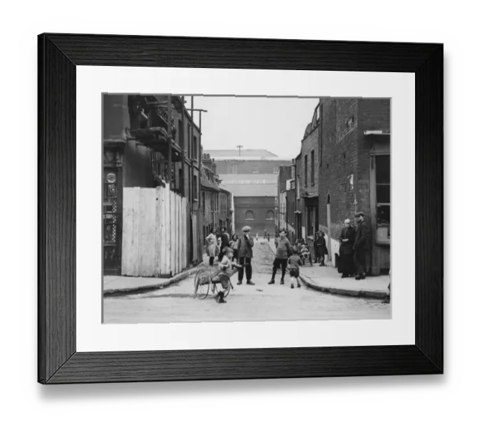 Framed Print : Social Scene / Wapping Framed Print : Social Scene / Wapping