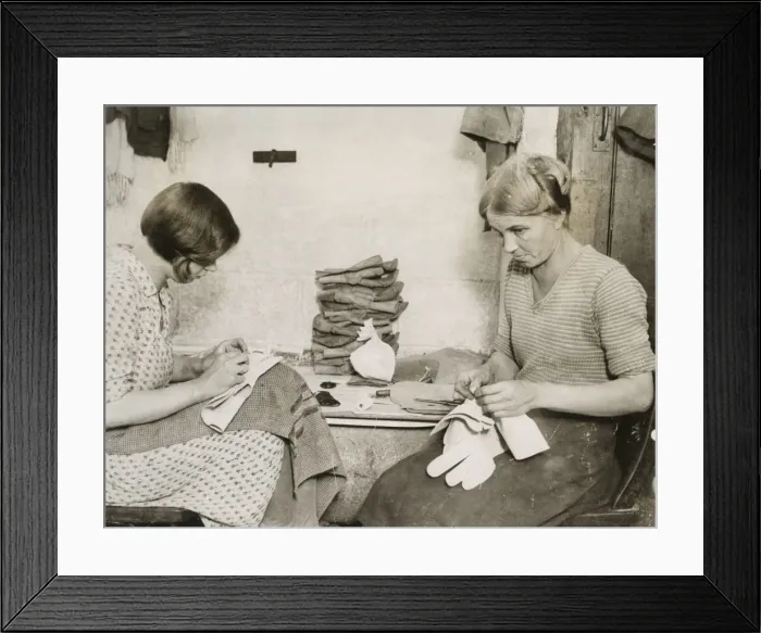 Framed Print : Glover Makers 1932 Framed Print : Glover Makers 1932