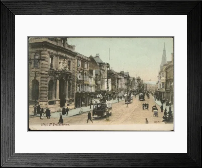 Framed Print : Southampton / High Street Framed Print : Southampton / High Street