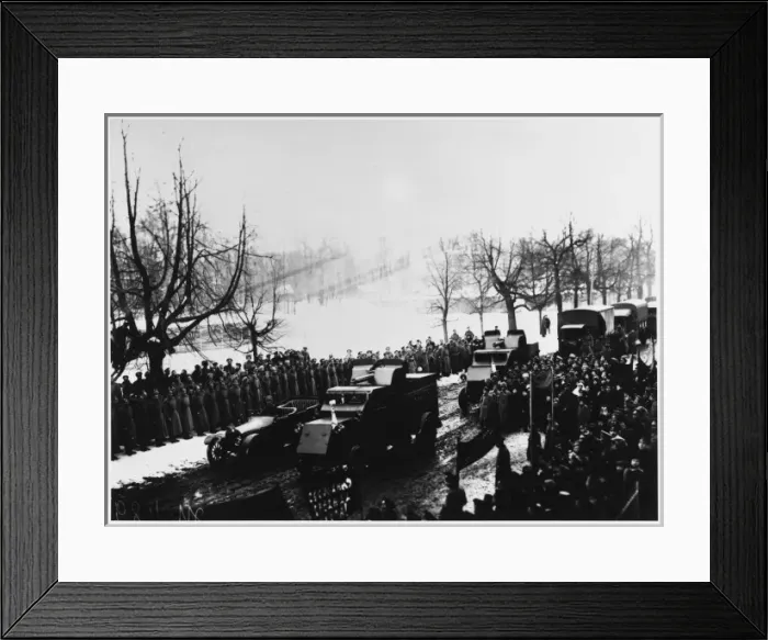 Framed Print : Soldiers in Petrograd 2 Framed Print : Soldiers in Petrograd 2