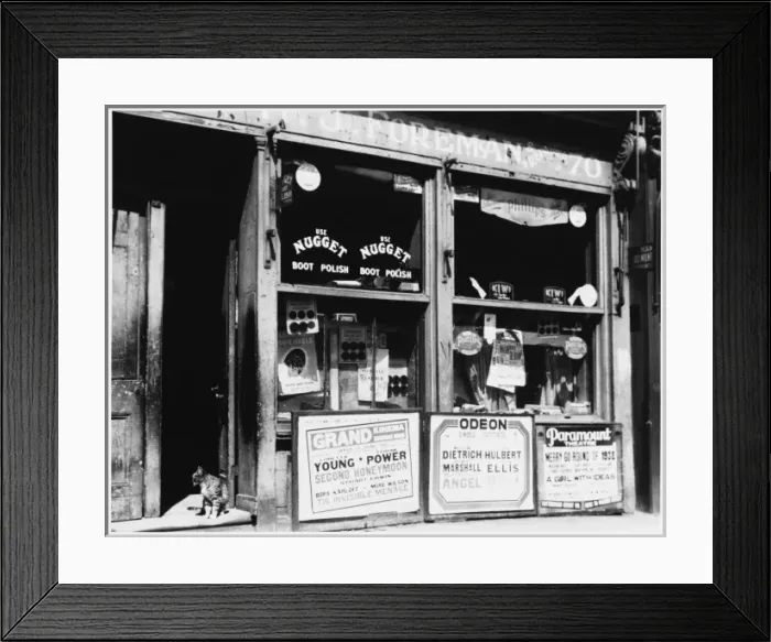 Framed Print : Shoe Maker & Repairer Framed Print : Shoe Maker & Repairer