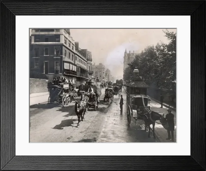 Framed Print : Piccadilly / Photo 1890S Framed Print : Piccadilly / Photo 1890S