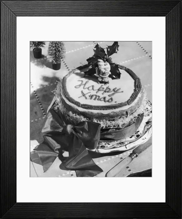 Framed Print : Happy Xmas Cake Framed Print : Happy Xmas Cake