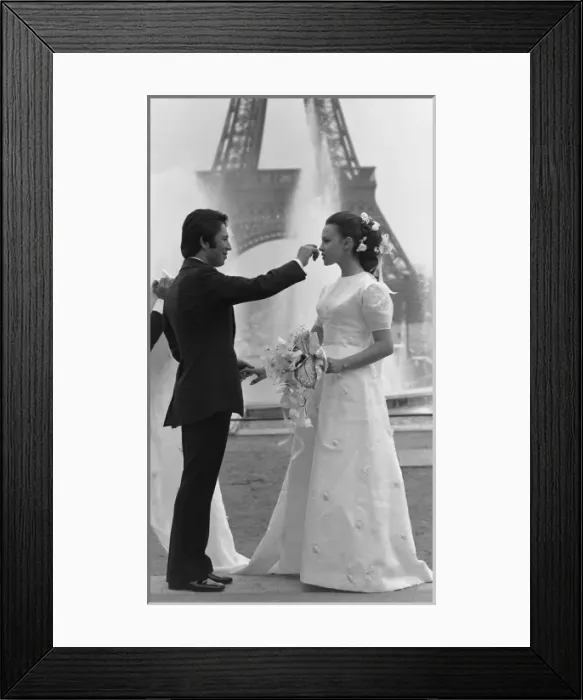 Framed Print : French Bride & Groom Framed Print : French Bride & Groom