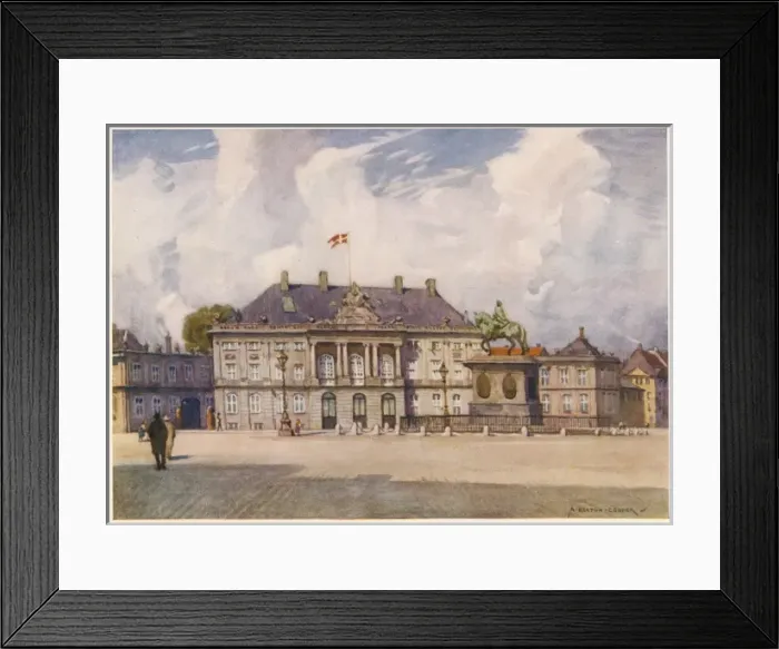 Framed Print : Copenhagen Amalienborg Framed Print : Copenhagen Amalienborg