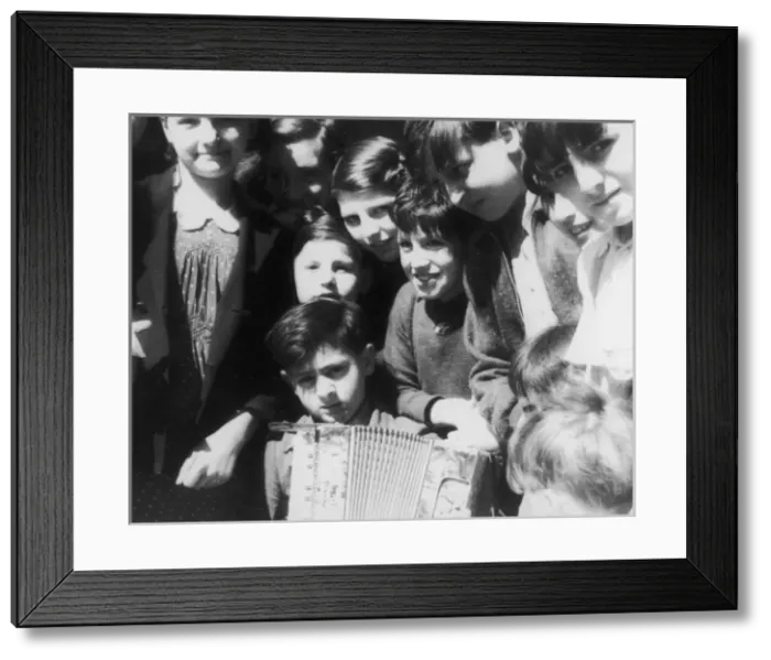 Framed Print : Italian Immigrants Framed Print : Italian Immigrants