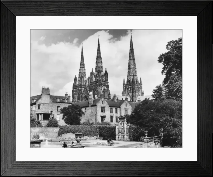 Framed Print : Lichfield Cathedral Framed Print : Lichfield Cathedral
