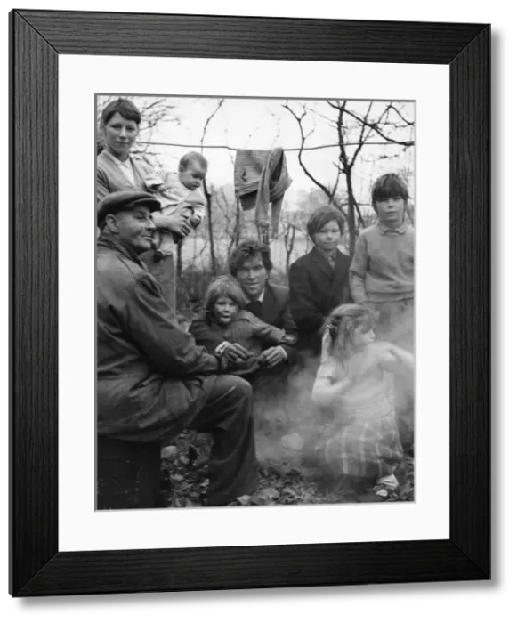 Framed Print : Gipsy Camp 1973 Framed Print : Gipsy Camp 1973