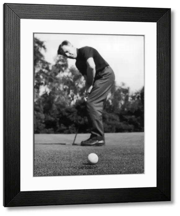 Framed Print : Golf / Putting 1970S Framed Print : Golf / Putting 1970S