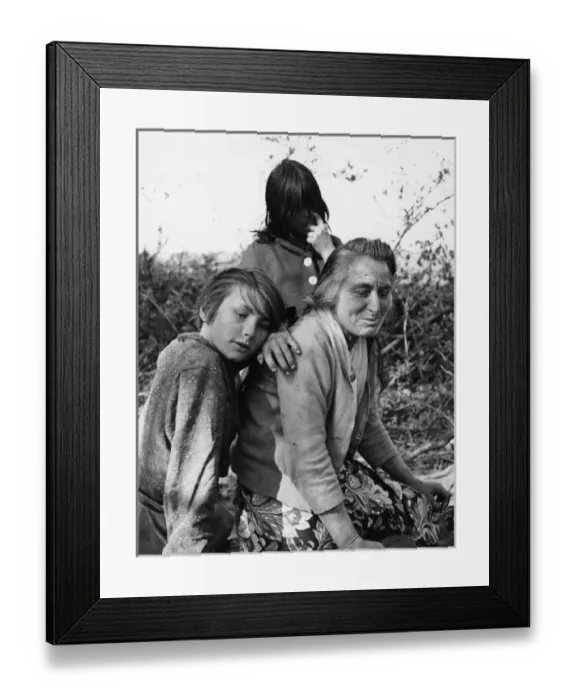 Framed Print : Gipsy Camp 1973 Framed Print : Gipsy Camp 1973